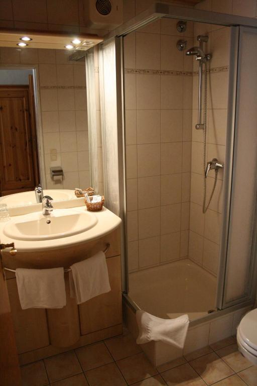 Landhotel Huberhof Schwangau Rom bilde